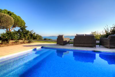 Luxury Villa Photo #5
