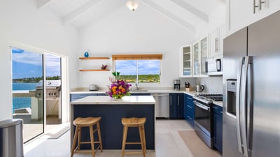 Luxury Villa Photo #10