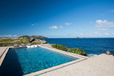 Luxury Villa Photo #6