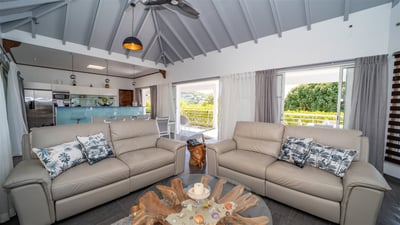 Luxury Villa Photo #33
