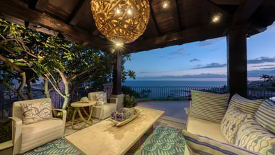 Luxury Villa Photo #18
