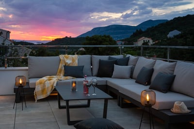 Luxury Villa Photo #13