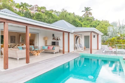Luxury Villa Photo #2