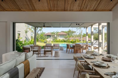 Luxury Villa Photo #27