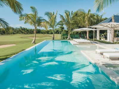 Luxury Villa Photo #6