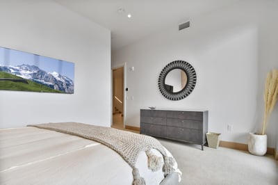 Luxury Villa Photo #15