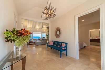 Luxury Villa Photo #46