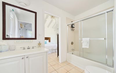 Luxury Villa Photo #25