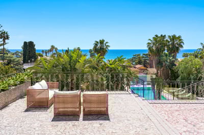 Luxury Villa Photo #10