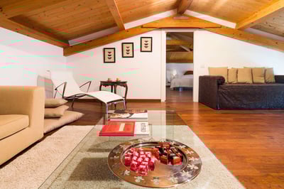 Luxury Villa Photo #34
