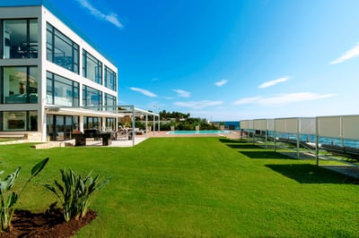 Luxury Villa Photo #15