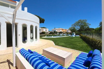 Luxury Villa Photo #4