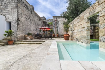 Luxury Villa Photo #7