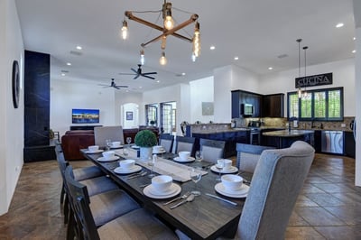 Luxury Villa Photo #17