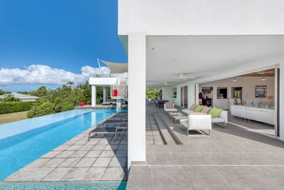 Luxury Villa Photo #2