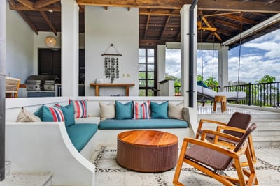 Luxury Villa Photo #6