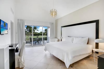 Luxury Villa Photo #29