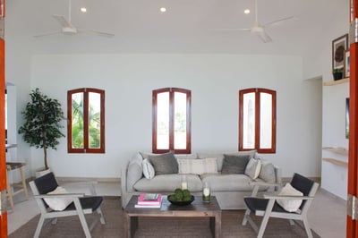 Luxury Villa Photo #21
