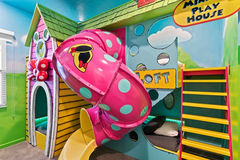 Slalom at Villatel Village Solterra