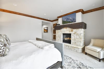 Luxury Villa Photo #12