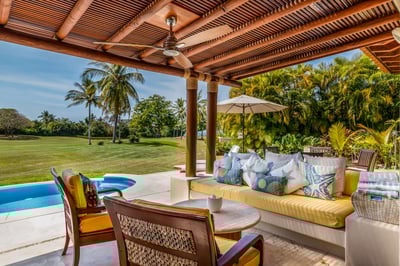 Luxury Villa Photo #11