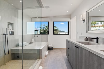 Luxury Villa Photo #15