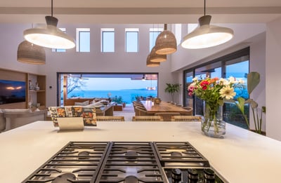 Luxury Villa Photo #28