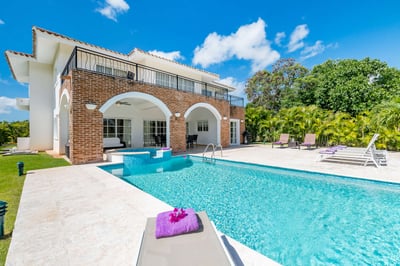 Luxury Villa Photo #5