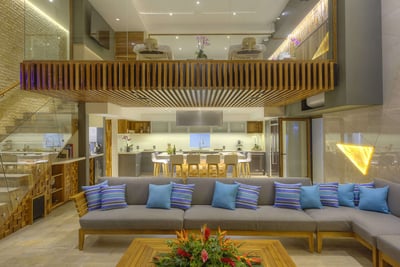 Luxury Villa Photo #13