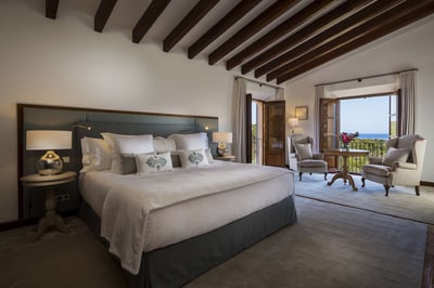 Luxury Villa Photo #16