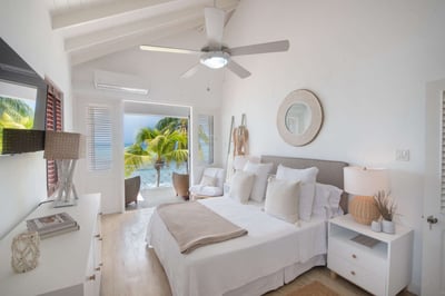 Luxury Villa Photo #10