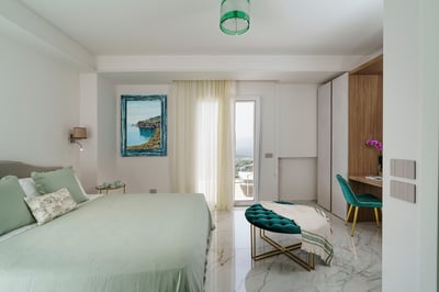 Luxury Villa Photo #33