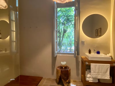 Luxury Villa Photo #22