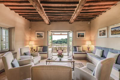 Luxury Villa Photo #7