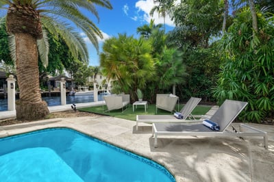 Luxury Villa Photo #9