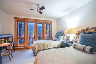 Luxury Villa Photo #13