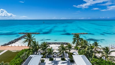 Luxury Villa Photo #41