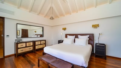 Luxury Villa Photo #72