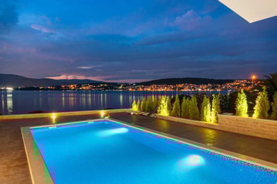 Luxury Villa Photo #12