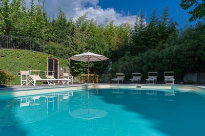 Luxury Villa Photo #4