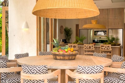 Luxury Villa Photo #18