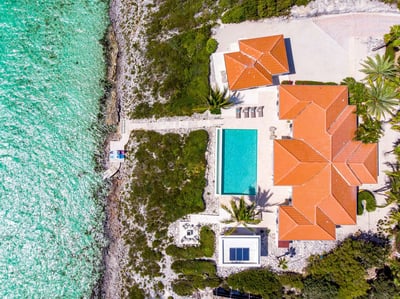 Luxury Villa Photo #4