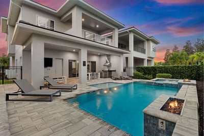 Luxury Villa Photo #3
