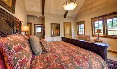 Luxury Villa Photo #18