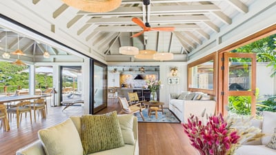 Luxury Villa Photo #27