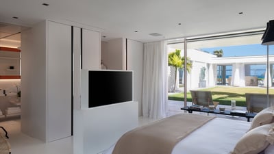 Luxury Villa Photo #53