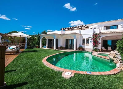 Luxury Villa Photo #4