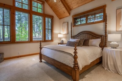 Luxury Villa Photo #23