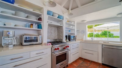 Luxury Villa Photo #25