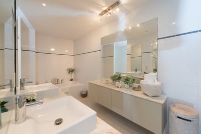 Luxury Villa Photo #17